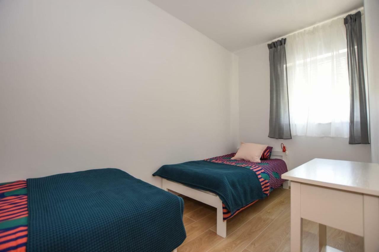 Apartments Milena 8 Mandre Buitenkant foto